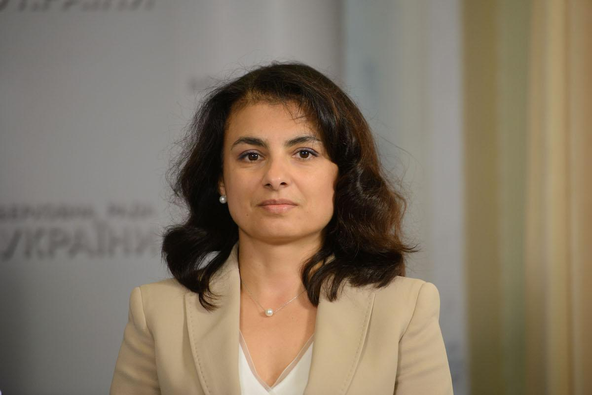 Це операція з порятунку Ахметова, – економістка про зростання цін на електроенергію Це операція з порятунку Ахметова, – економістка про зростання цін на електроенергію