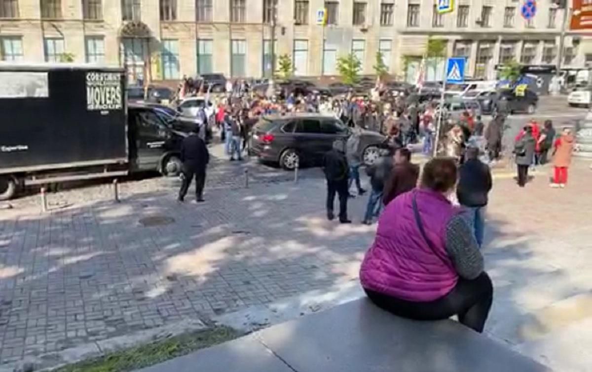 Протест против карантина Кабмином 6.05.2020: фото, видео Протест против карантина Кабмином 6.05.2020: фото, видео