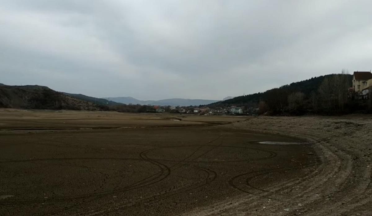 Засуха в Крыму: на полуострове исчезает пресная вода - фото и видео