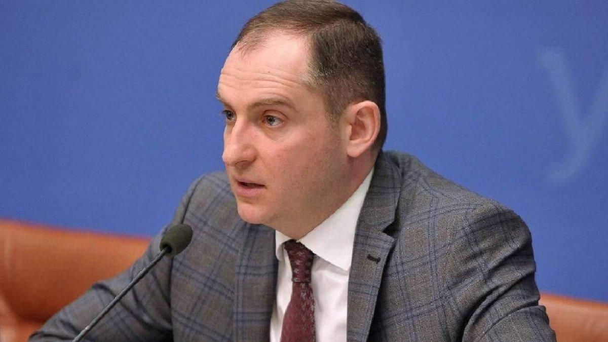 У бывшего главы Налоговой Верланова прошли обыски