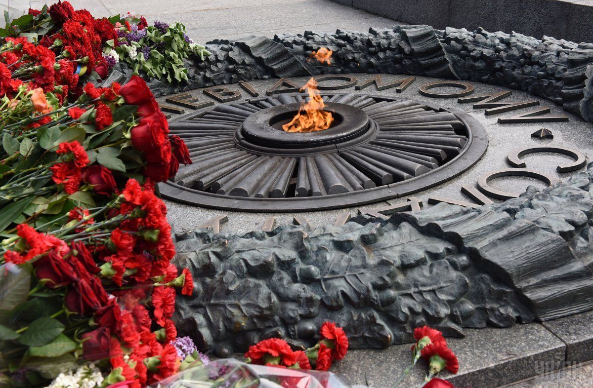 Полиция готовится к провокациям 9 мая в Киеве: в Парк Вечной Славы пустят только после осмотра