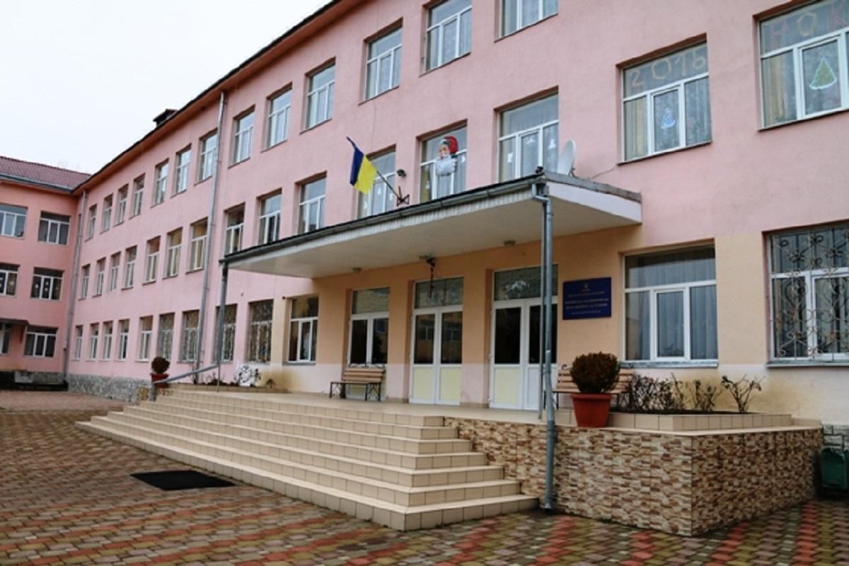 Вспышка коронавируса в интернате на Закарпатье: сколько больных Вспышка коронавируса в интернате на Закарпатье: сколько больных