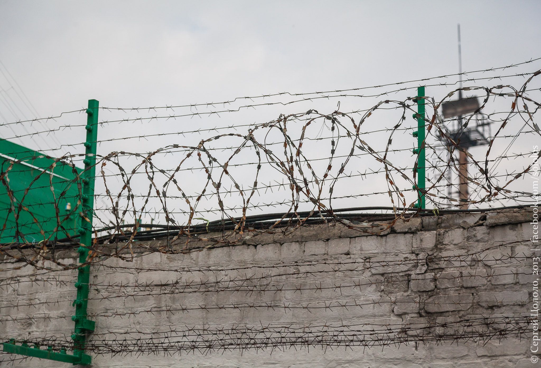 Бойовики відмовляють в доступі до полоненого Матюшенка: як дружина бореться за його свободу