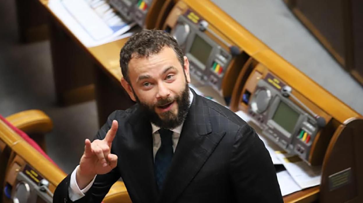 Румунський паспорт Дубінського - скандал з Дубінським Румунський паспорт Дубінського - скандал з Дубінським