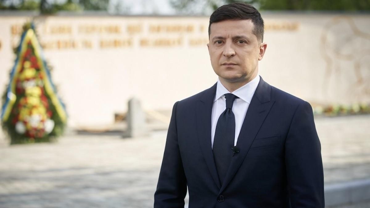 Дзвони пам'яті, перемоги, миру та єдності встановлять у 4 містах України, – Зеленський Дзвони пам'яті, перемоги, миру та єдності встановлять у 4 містах України, – Зеленський