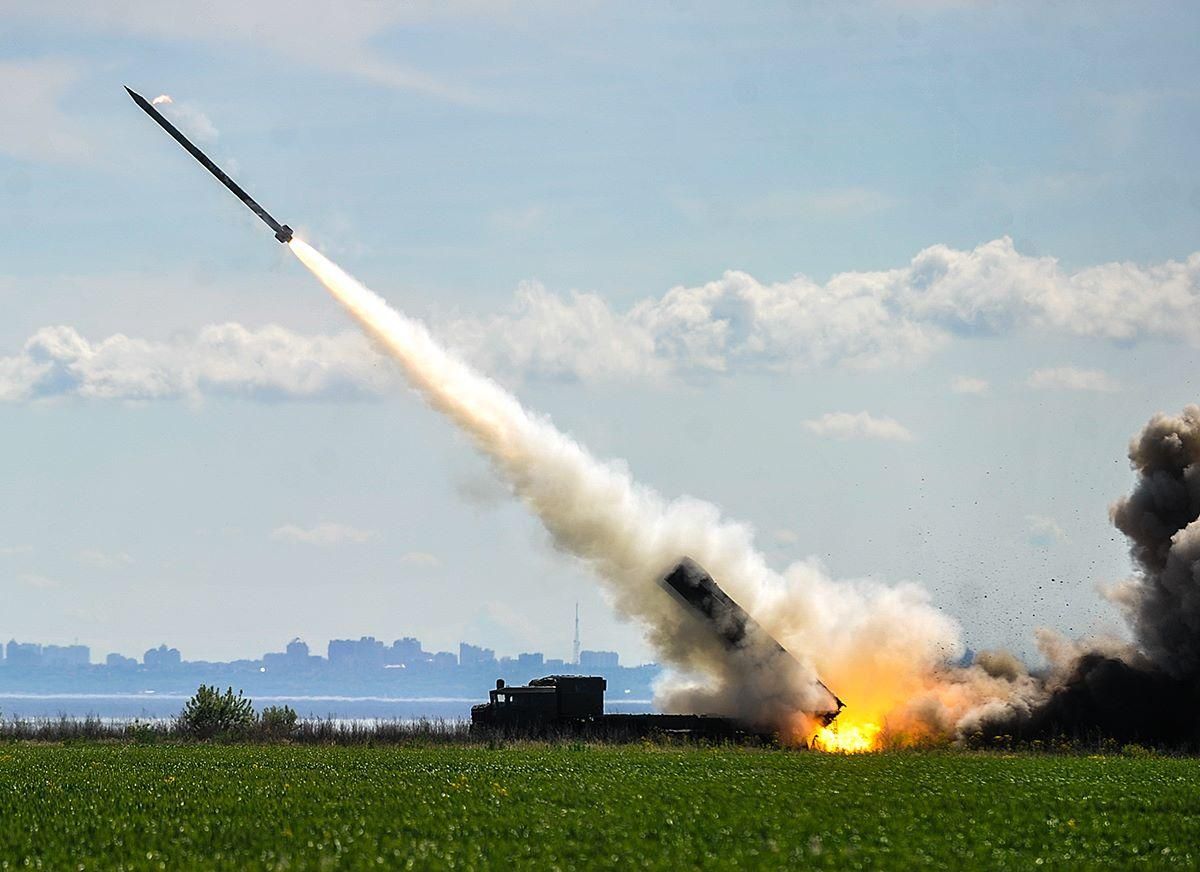 Обострение ситуации на Донбассе: оккупанты выпустили управляемую ракету