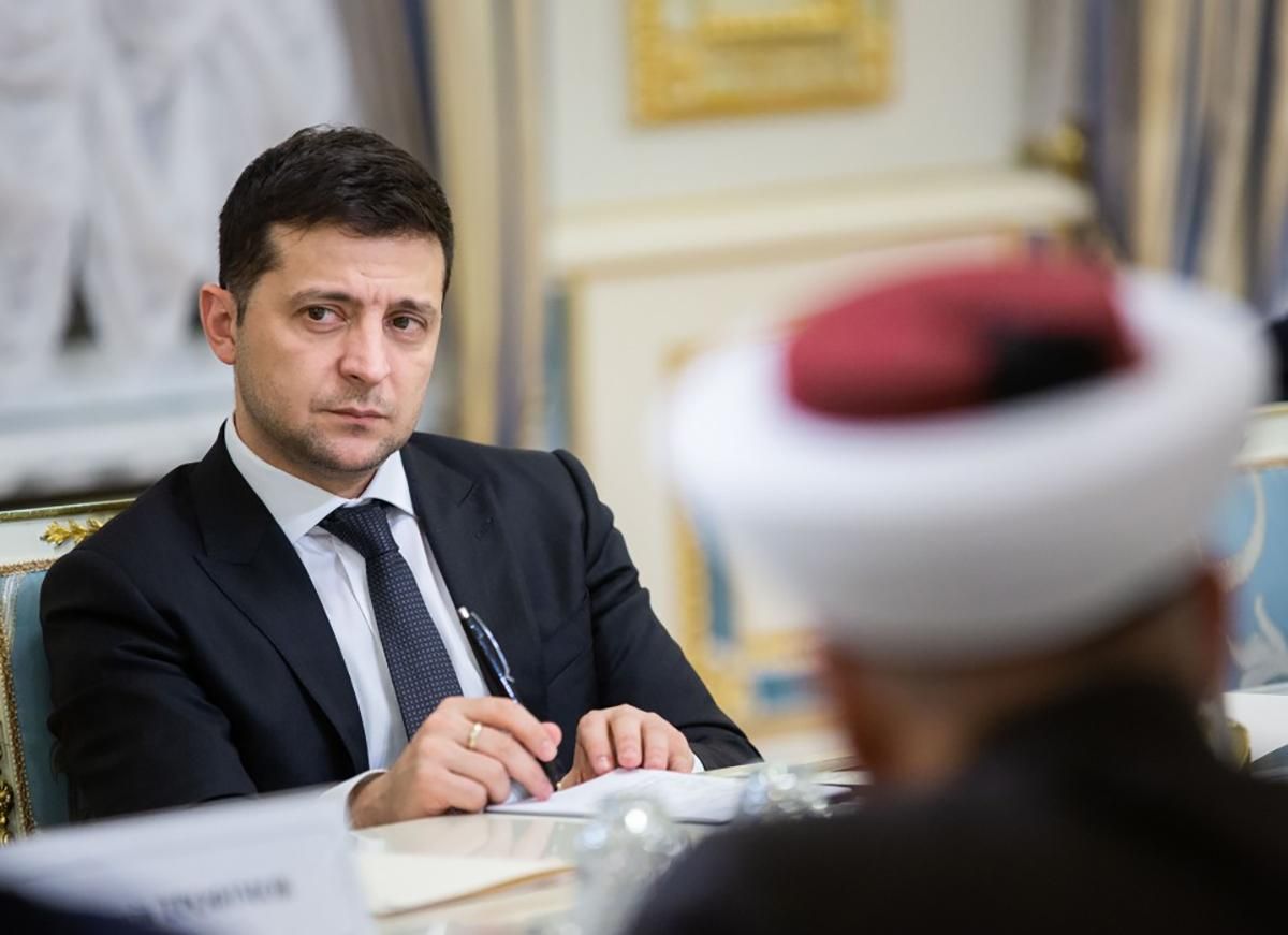 Проблем не должно быть: Зеленский и Шмыгаль обсудили задержку зарплаты врачам Проблем не должно быть: Зеленский и Шмыгаль обсудили задержку зарплаты врачам