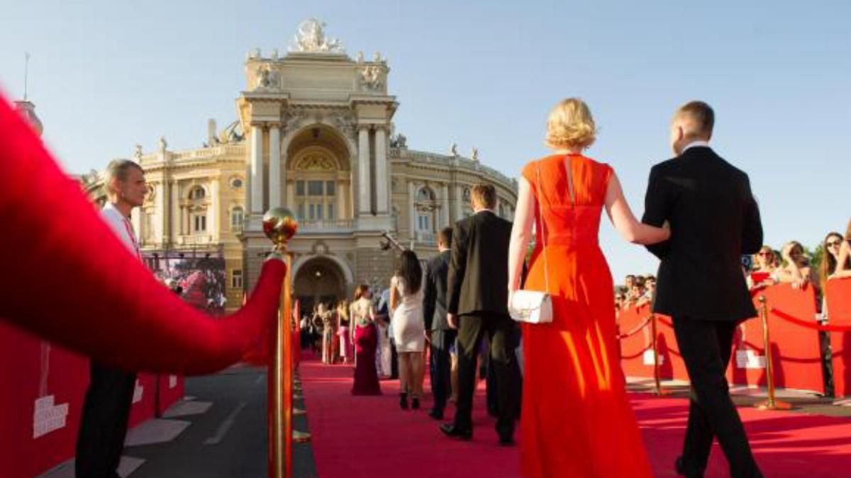 Одеський кінофестиваль перенесли на осінь: у якому форматі проведуть захід Одеський кінофестиваль перенесли на осінь: у якому форматі проведуть захід