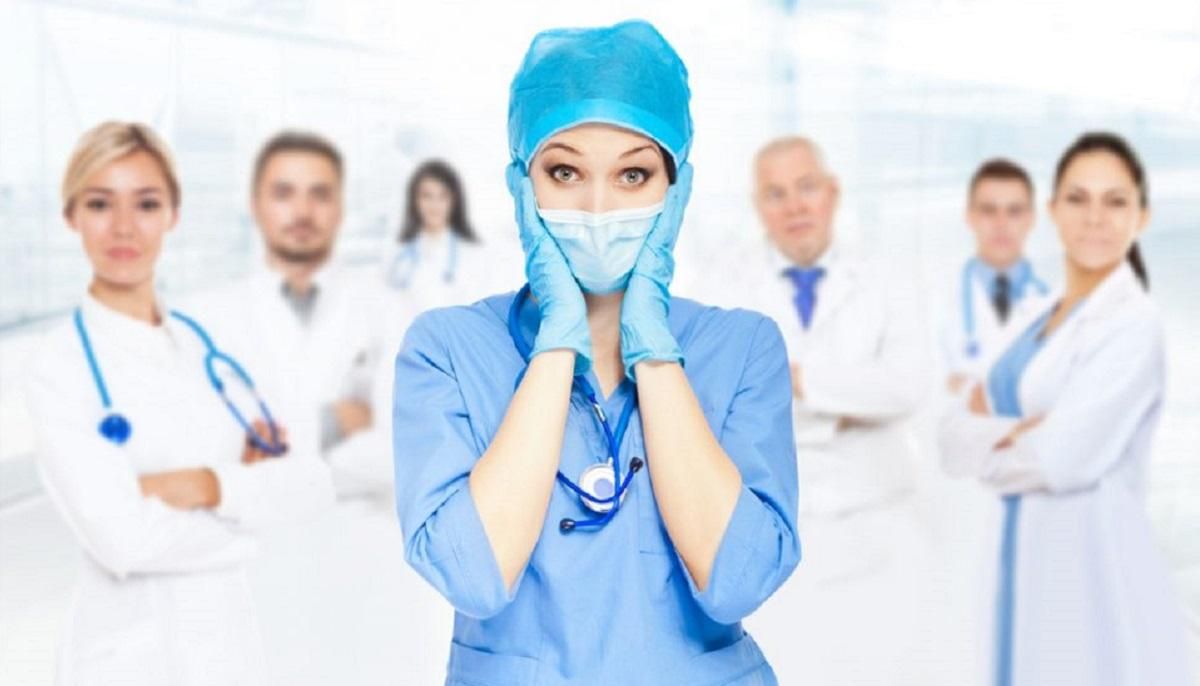 Зеленский заявил, что заплатить обещанные врачам надбавки в данный момент невозможно Зеленский заявил, что заплатить обещанные врачам надбавки в данный момент невозможно