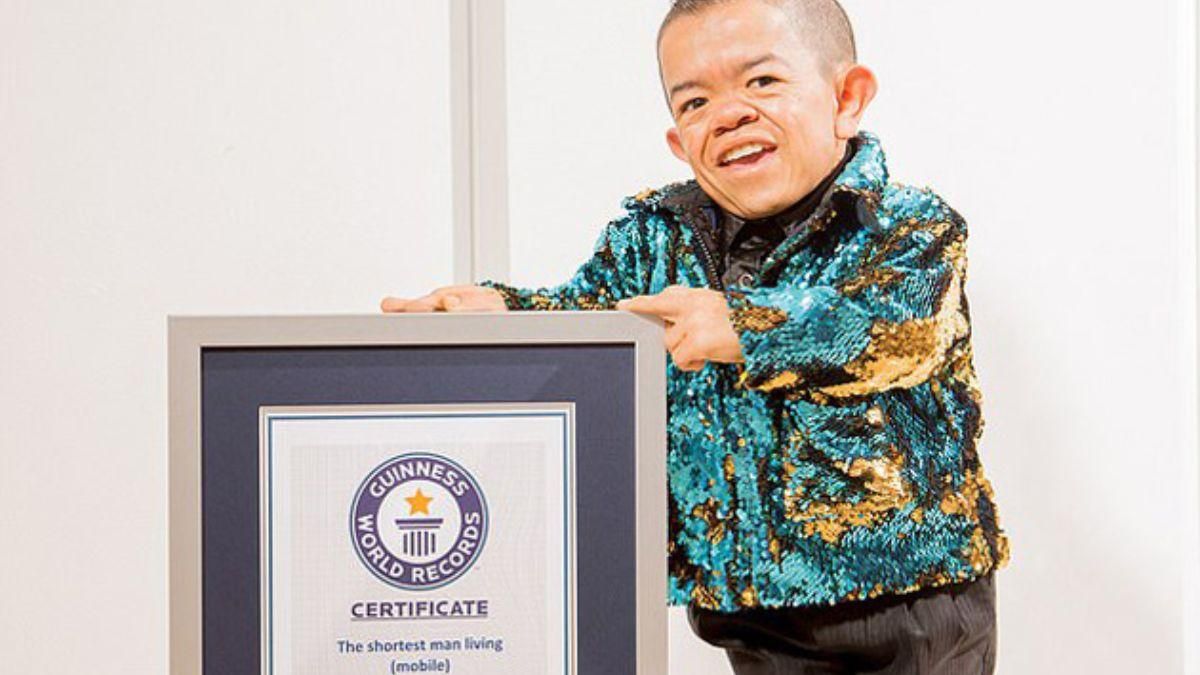 Колумбієць Едвард Ернандес вдруге став найнижчим чоловіком у світі Колумбієць Едвард Ернандес вдруге став найнижчим чоловіком у світі