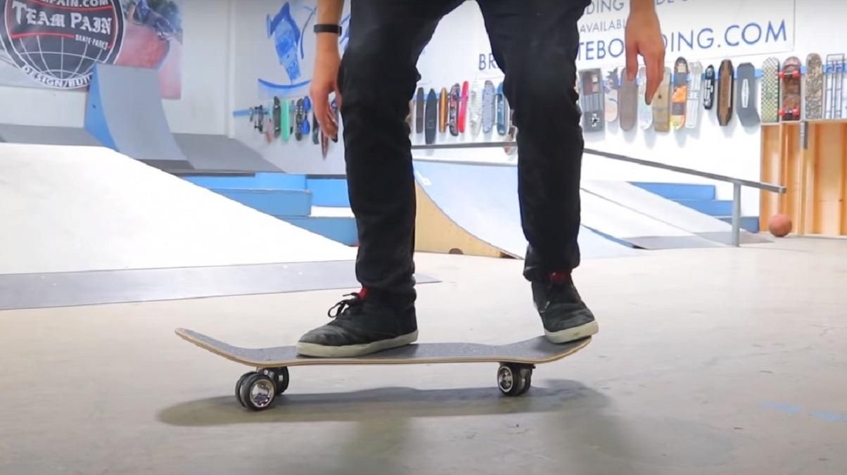 Блогер знайшов нестандартне застосування колесам для Apple Mac Pro за 700 доларів: відео Блогер знайшов нестандартне застосування колесам для Apple Mac Pro за 700 доларів: відео