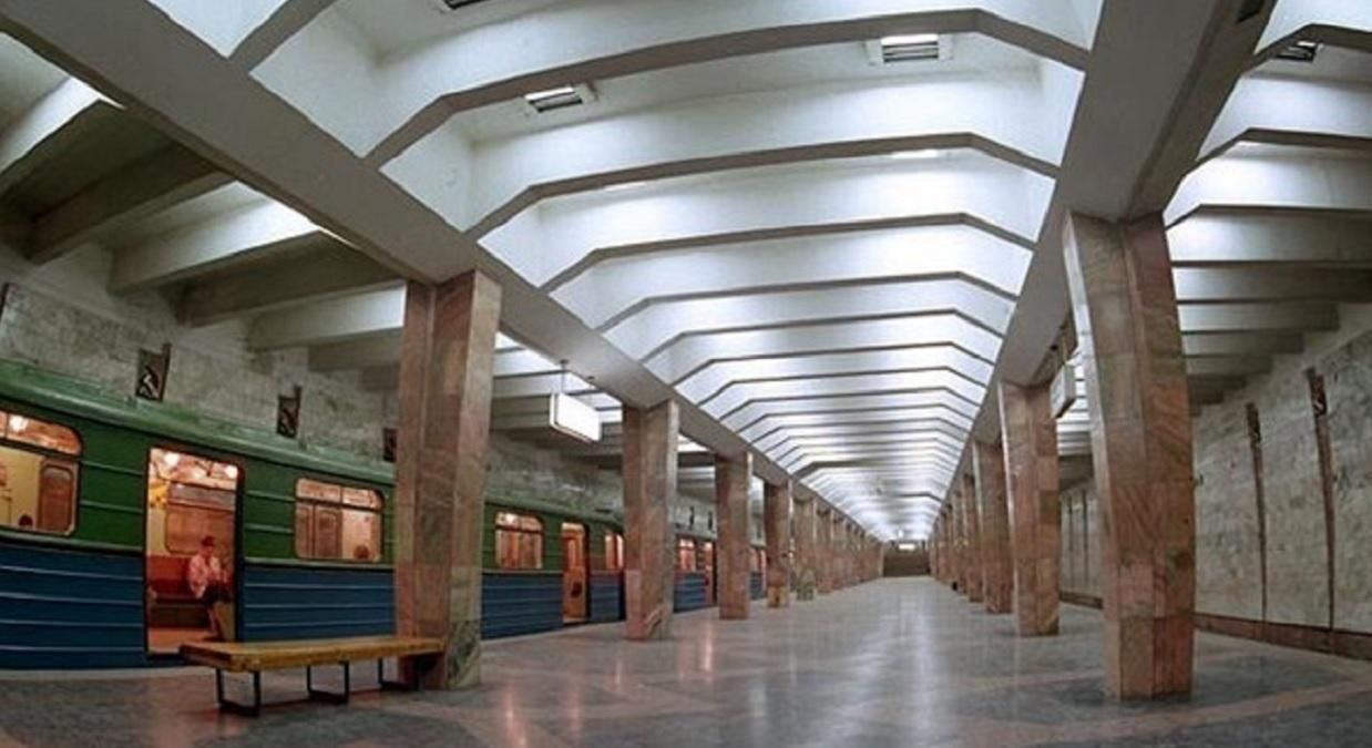 Бунт мэров: власти Харькова и Днепра требуют возобновить работу общественного транспорта Бунт мэров: власти Харькова и Днепра требуют возобновить работу общественного транспорта