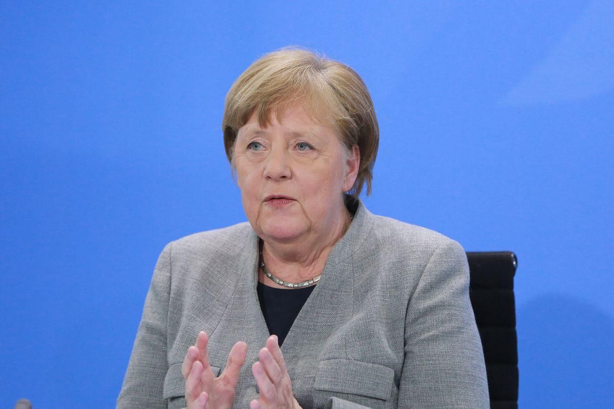 Гибридная война России: Меркель угрожает Москве санкциями из-за хакерских атак