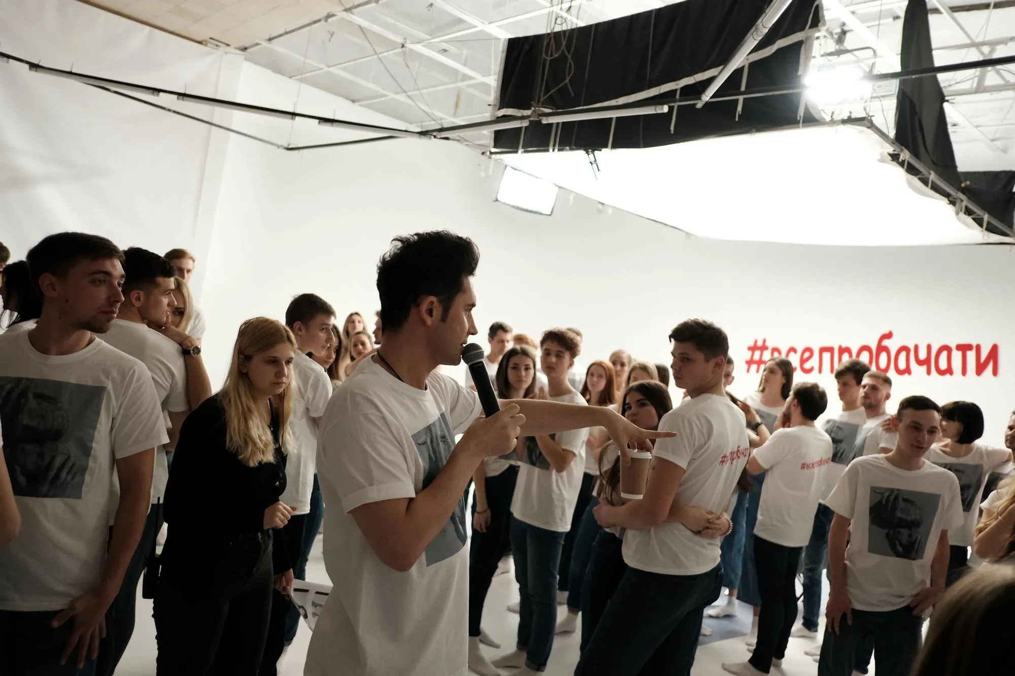 Дан Балан на знімальному майданчику Дан Балан на знімальному майданчику