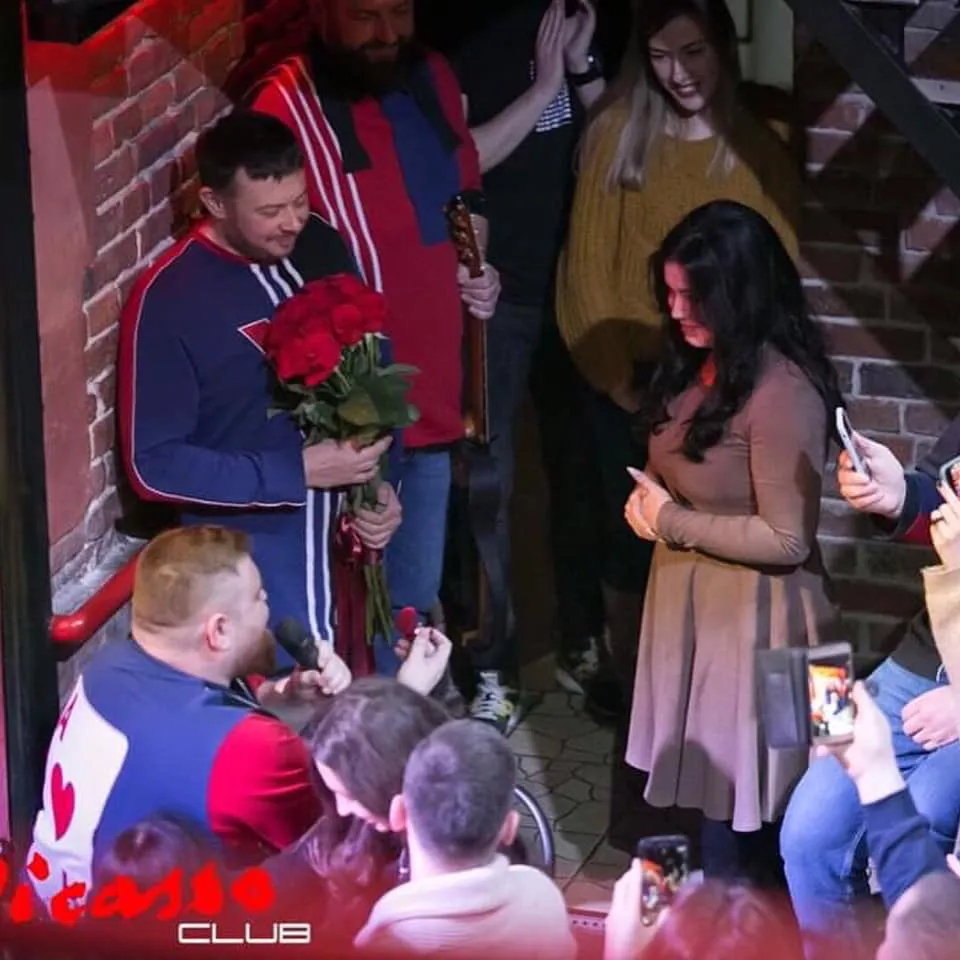 Володимир Жогло освідчився Ірині Володимир Жогло освідчився Ірині