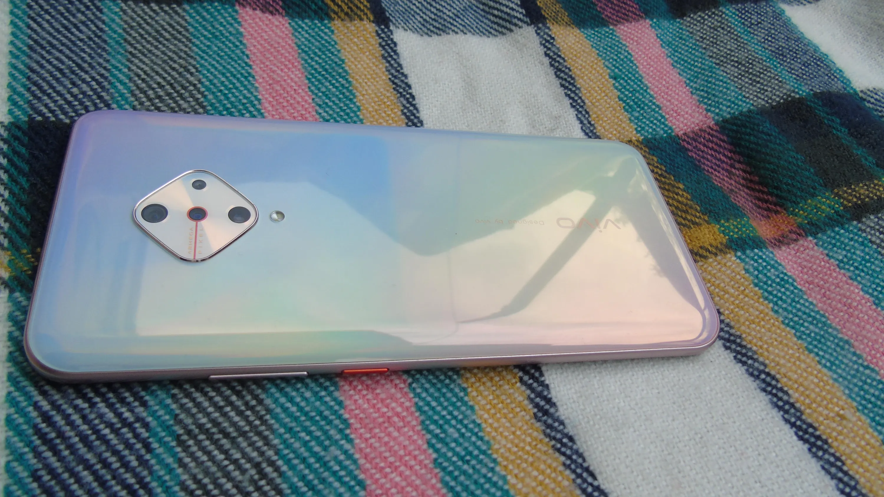 Vivo v17 Vivo v17
