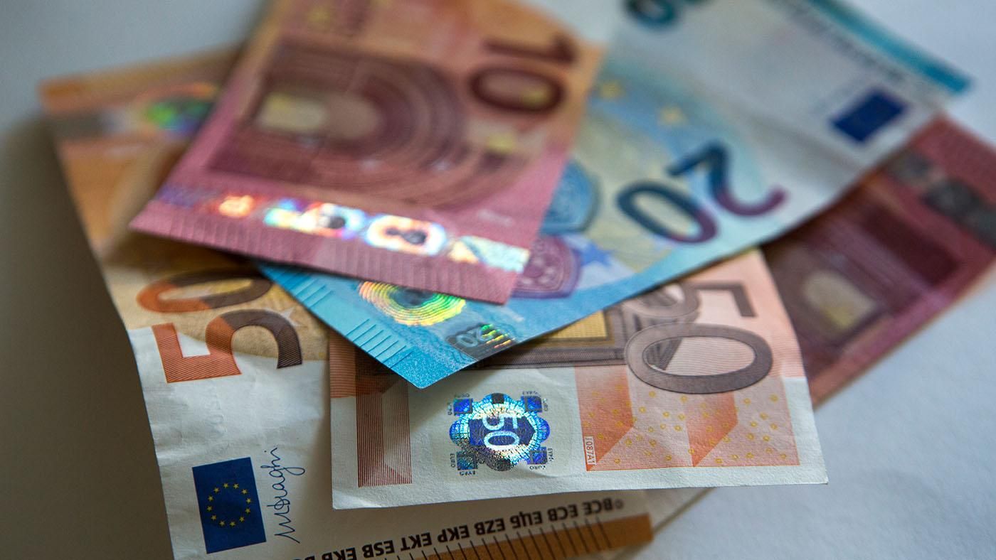 Курс доллара, евро – курс валют НБУ на 18 мая 2020
