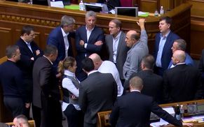 Медведчук і компанія хочуть "добити" закон про ринок землі