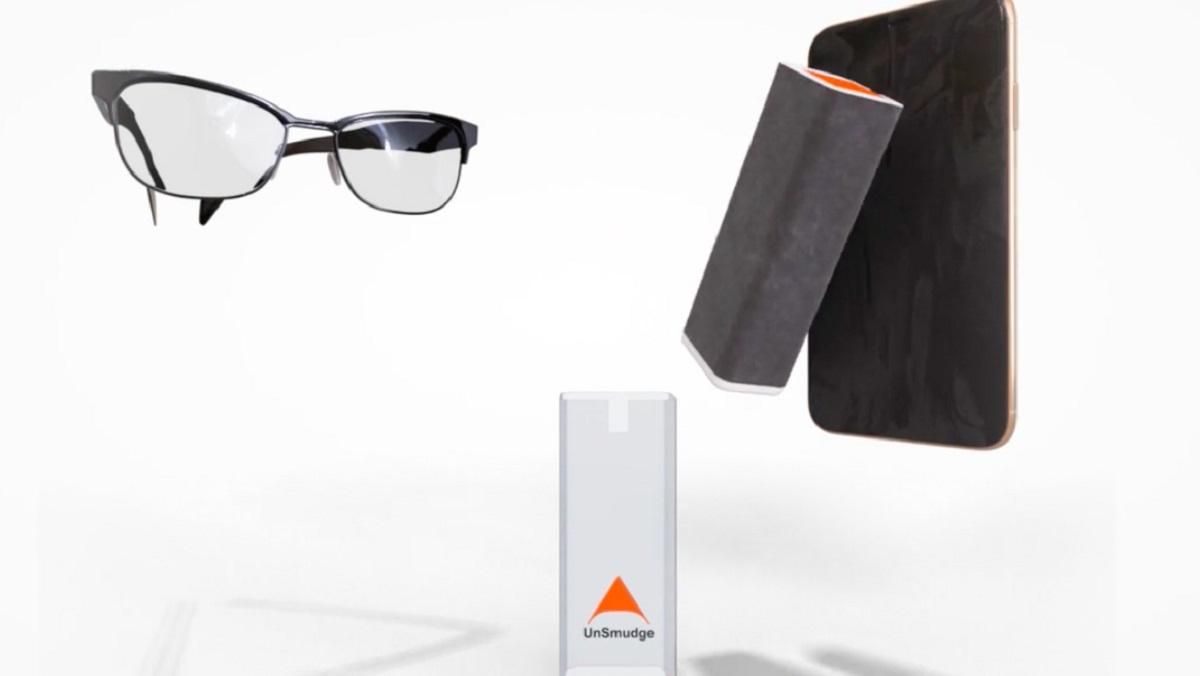 Стартап показал карманное антибактериальное средство для смартфонов и очков: видео Стартап показал карманное антибактериальное средство для смартфонов и очков: видео