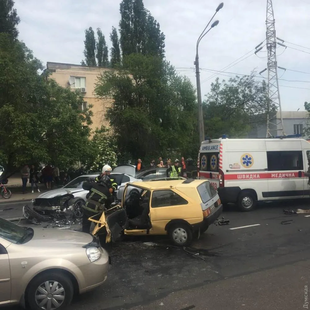 ДТП, Люстдорфська дорога, Одеса, кримінал, потерпілі ДТП, Люстдорфська дорога, Одеса, кримінал, потерпілі