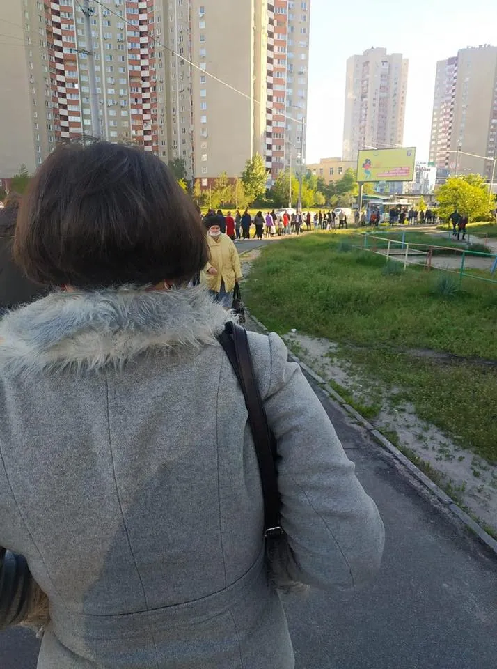 Черги на громадський транспорт у Києві