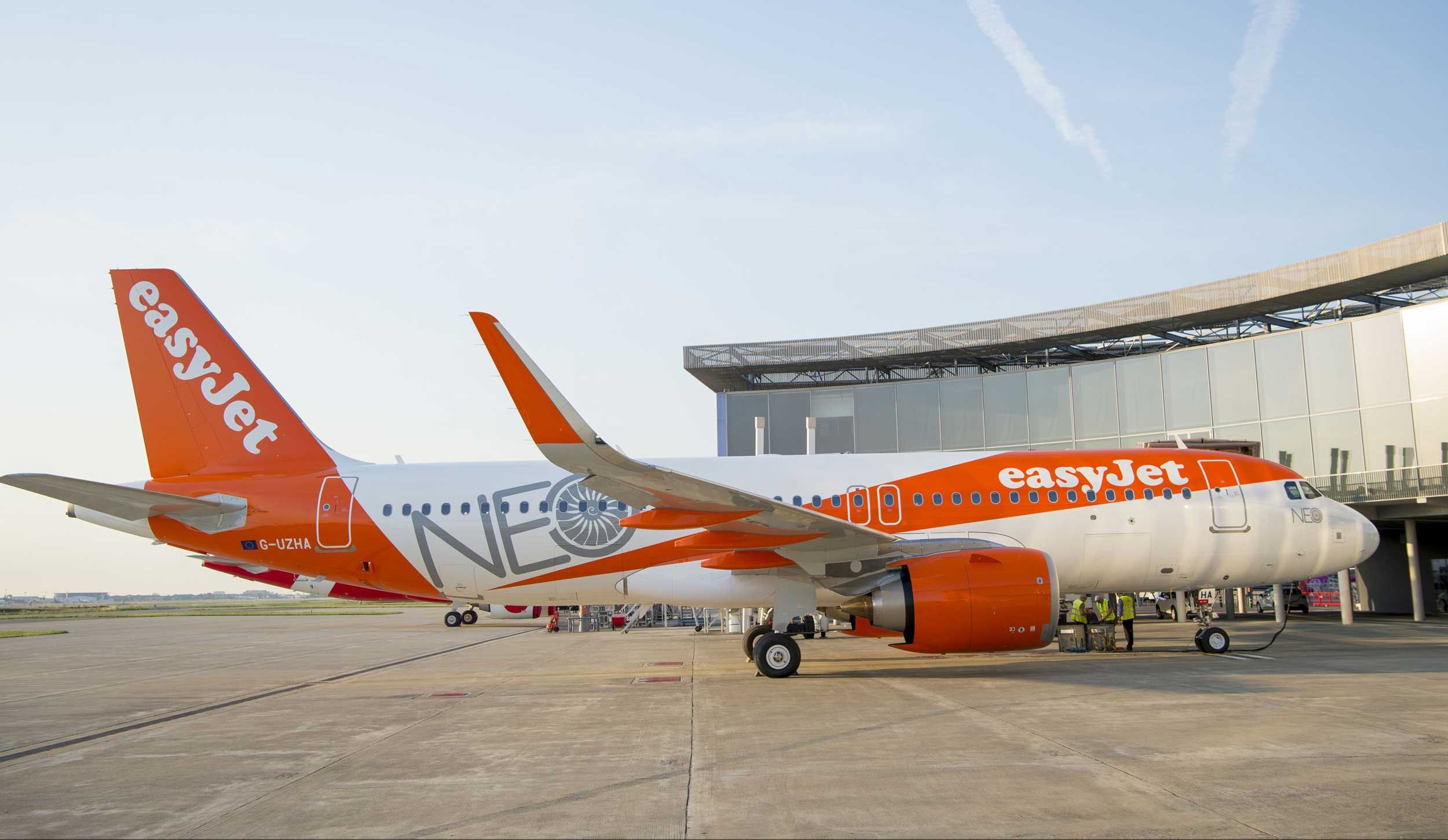 Атака на авиакомпанию EasyJet: хакеры получили данные карт клиентов Атака на авиакомпанию EasyJet: хакеры получили данные карт клиентов