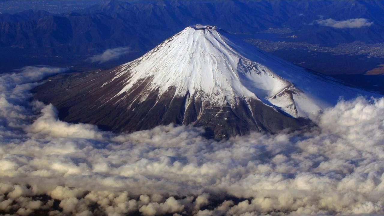 Вперше за 60 років: гора Фудзіяма в Японії буде закрита для альпіністів на все літо