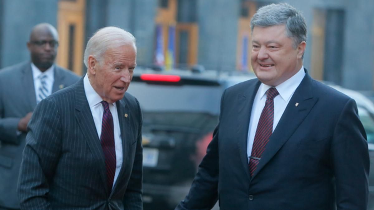 Пленки Деркача – Порошенко: "Слуга народа" требует создать следственную комиссию Пленки Деркача – Порошенко: "Слуга народа" требует создать следственную комиссию