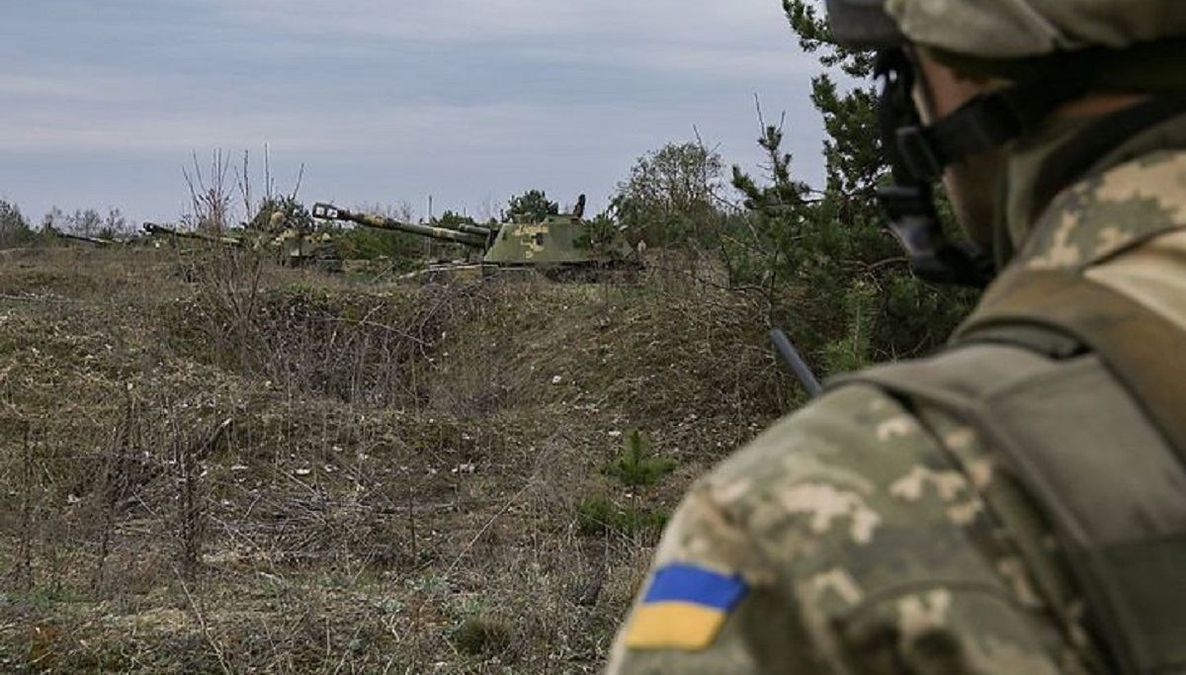 На Донбасі знову було гаряче: бойовики застосували гранатомети На Донбасі знову було гаряче: бойовики застосували гранатомети