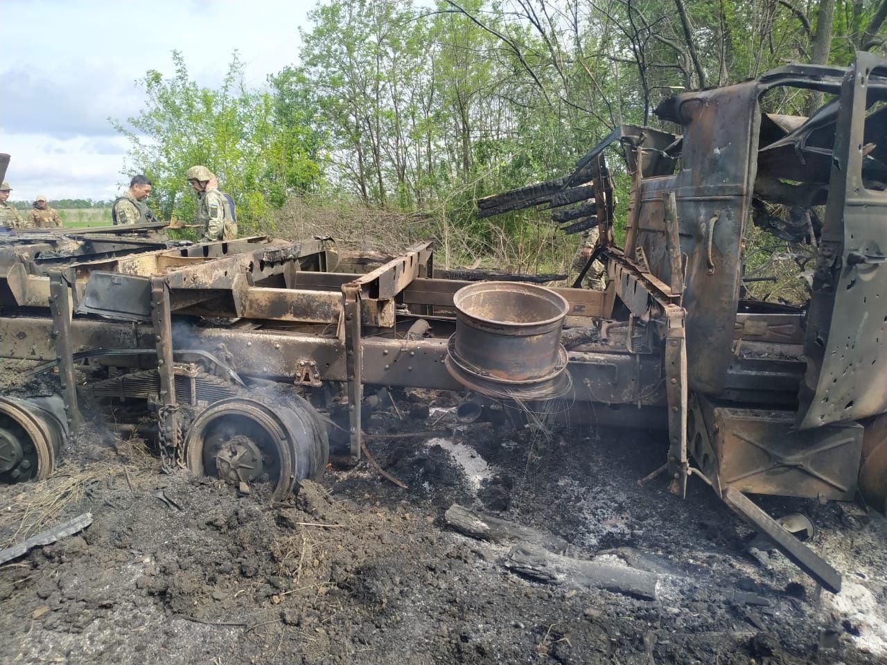 Бойовики атакували ЗСУ на Донбасі: загинув військовий, багато поранених – фото
