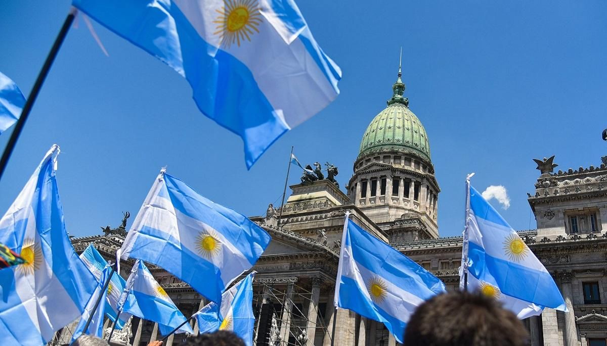 Аргентина знову оголосила дефолт: такий сценарій Україні радив Коломойський