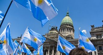 Аргентина вновь объявила дефолт: такой сценарий Украине советовал Коломойский