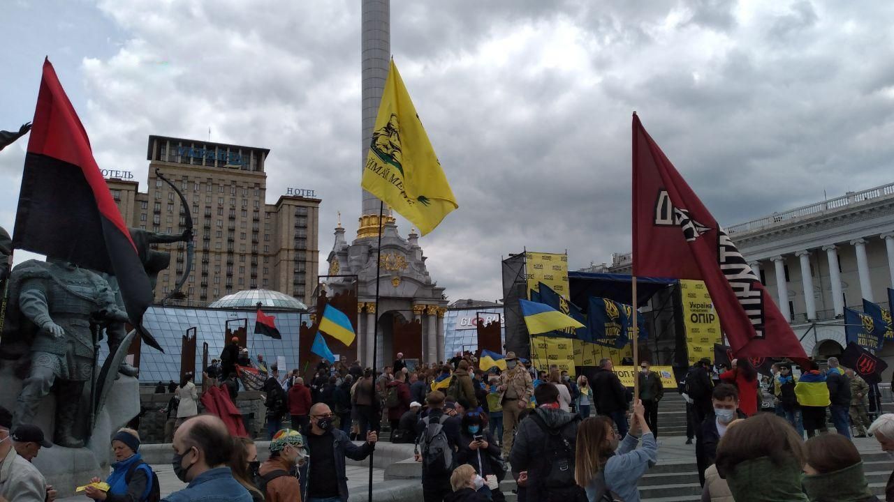 Протестувальники зібрались на Майдані Незалежності у Києві Протестувальники зібрались на Майдані Незалежності у Києві