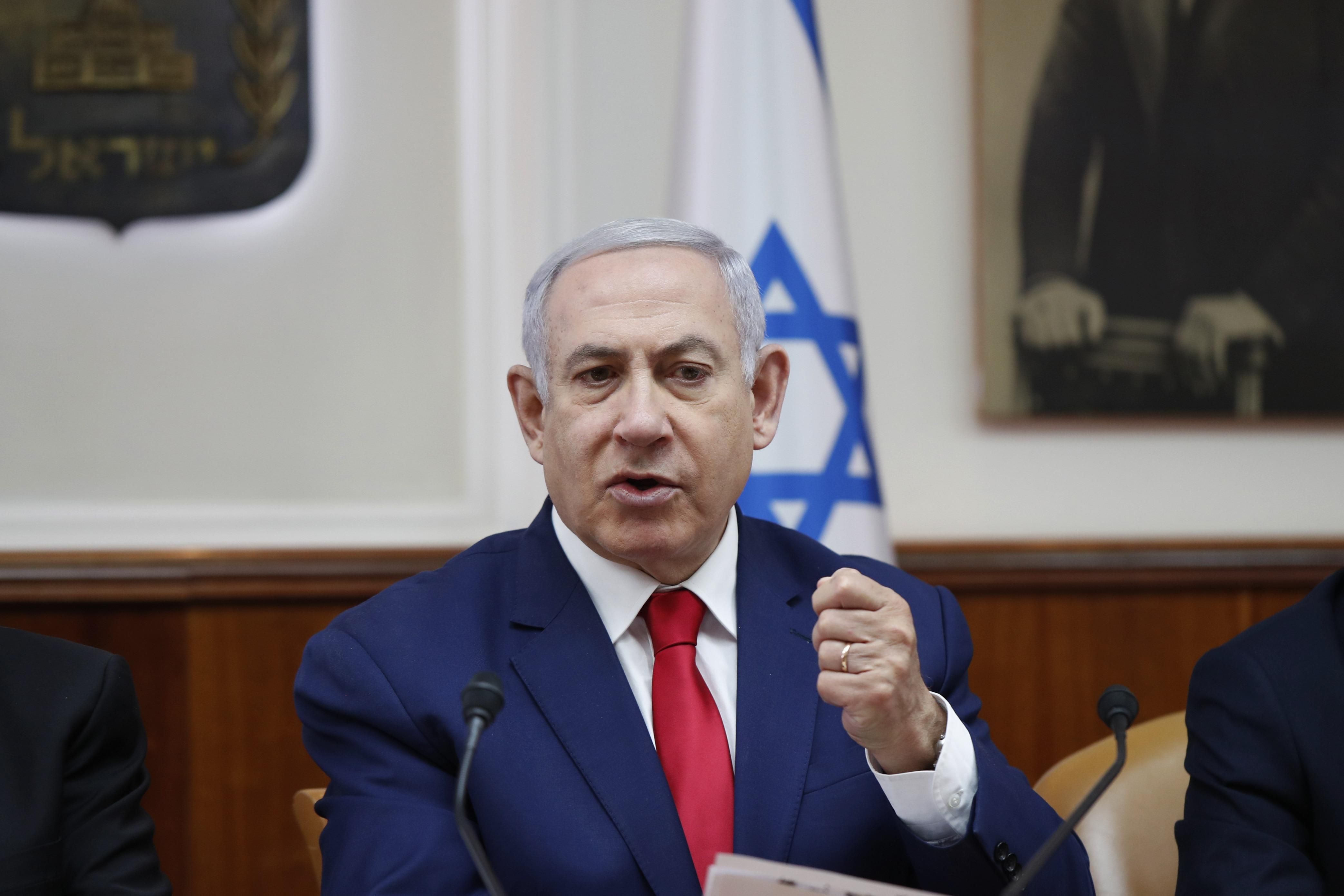 Вперше в історії: в Ізраїлі судять чинного прем'єра, якого звинувачують у корупції