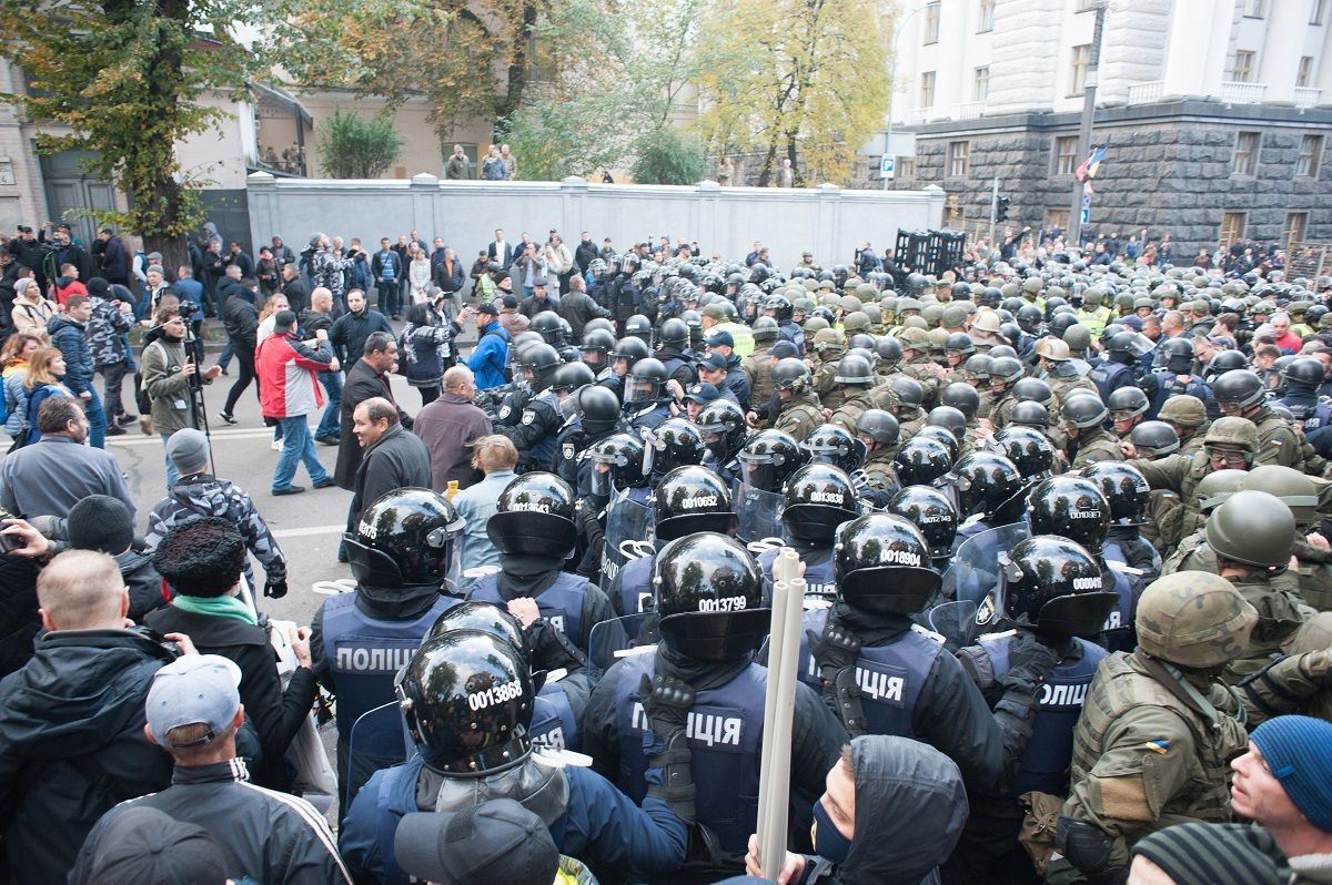 Почему украинцы не поддержат протесты против Зеленского?