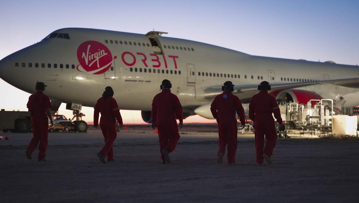Virgin Orbit проведет необычный запуск космической ракеты с самолета над Тихим океаном
