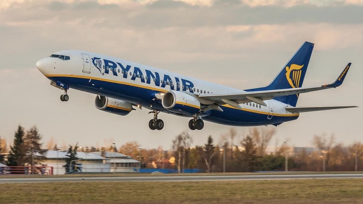 Ryanair відновив польоти у 2020 з України: список рейсів