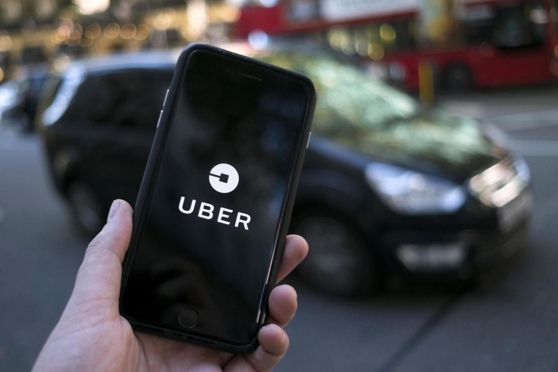 Маски та чисті руки: Uber стежитиме за водіями і пасажирами через додаток Маски та чисті руки: Uber стежитиме за водіями і пасажирами через додаток