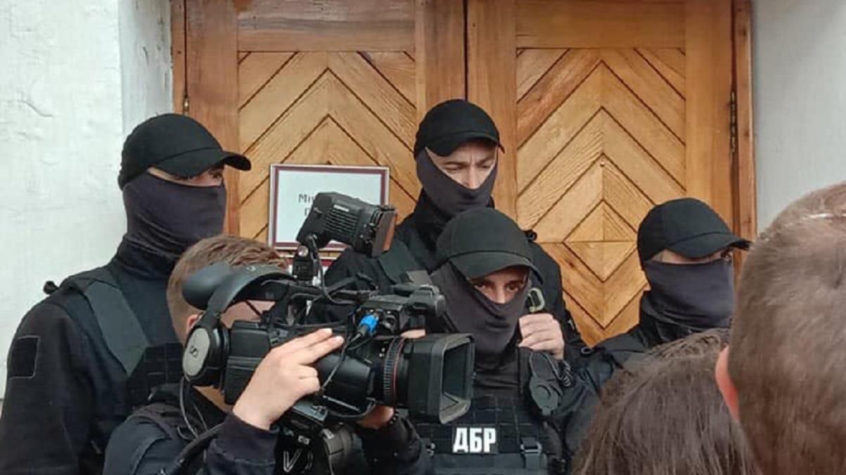ГБР о штурме музея Гончара: Пришли вручить повестку, администрация препятствовала