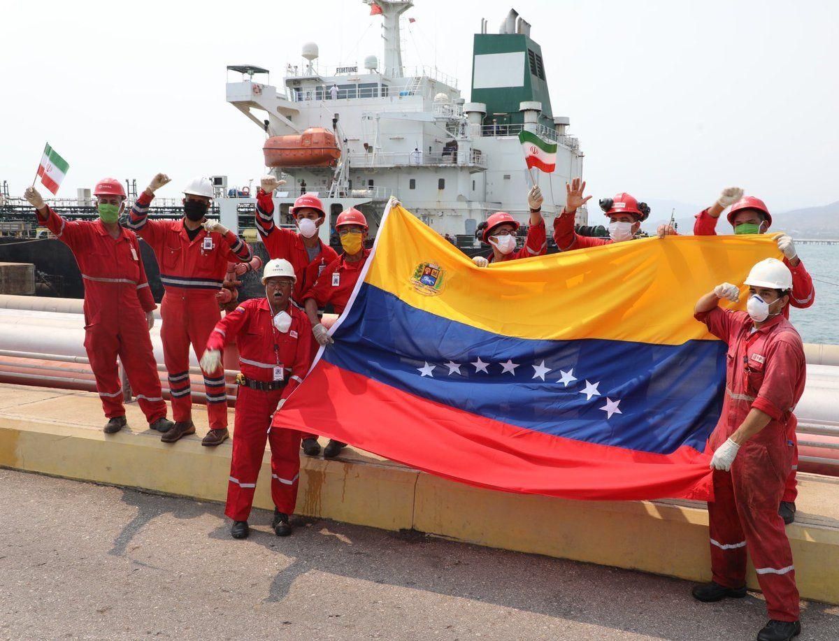 В обхід санкцій США: як Іран та Венесуела допомагають один одному В обхід санкцій США: як Іран та Венесуела допомагають один одному