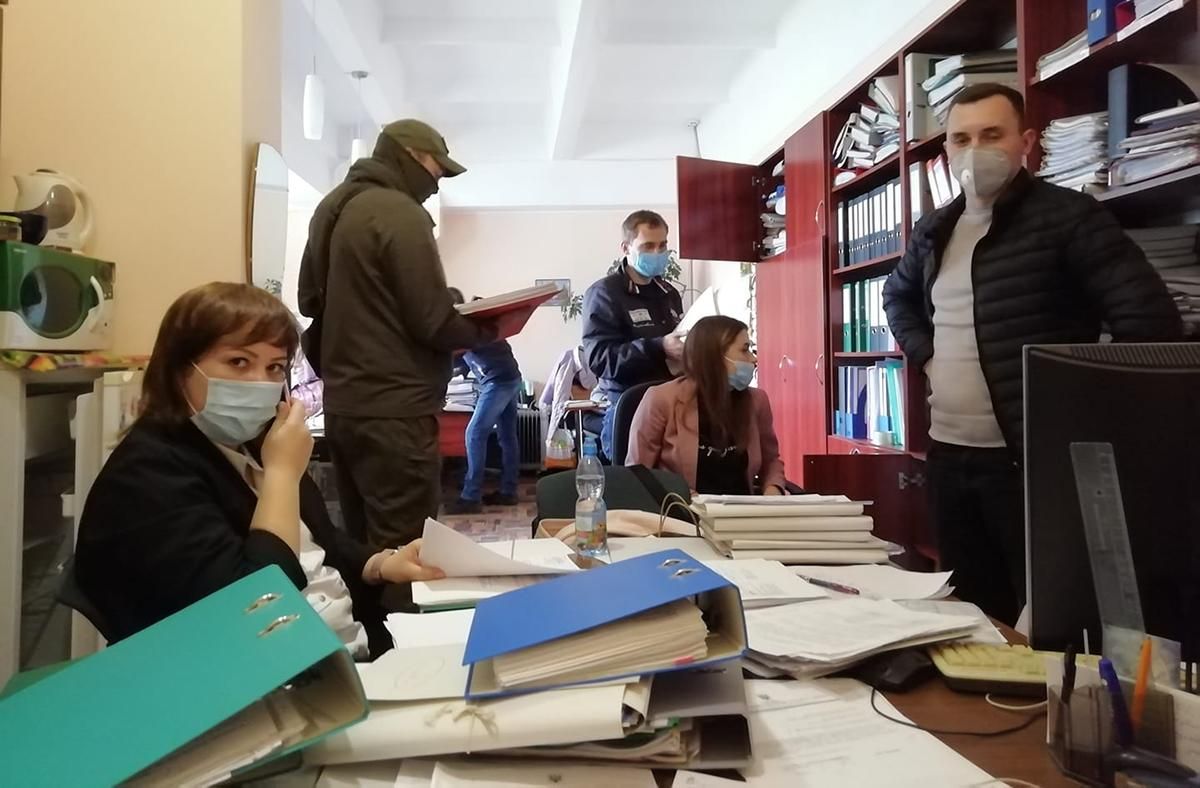 В Центре Довженко обыск, Киев 28 мая 2020: фото, детали В Центре Довженко обыск, Киев 28 мая 2020: фото, детали