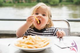 Як виявити харчові розлади в дитини на карантині: поради психологині