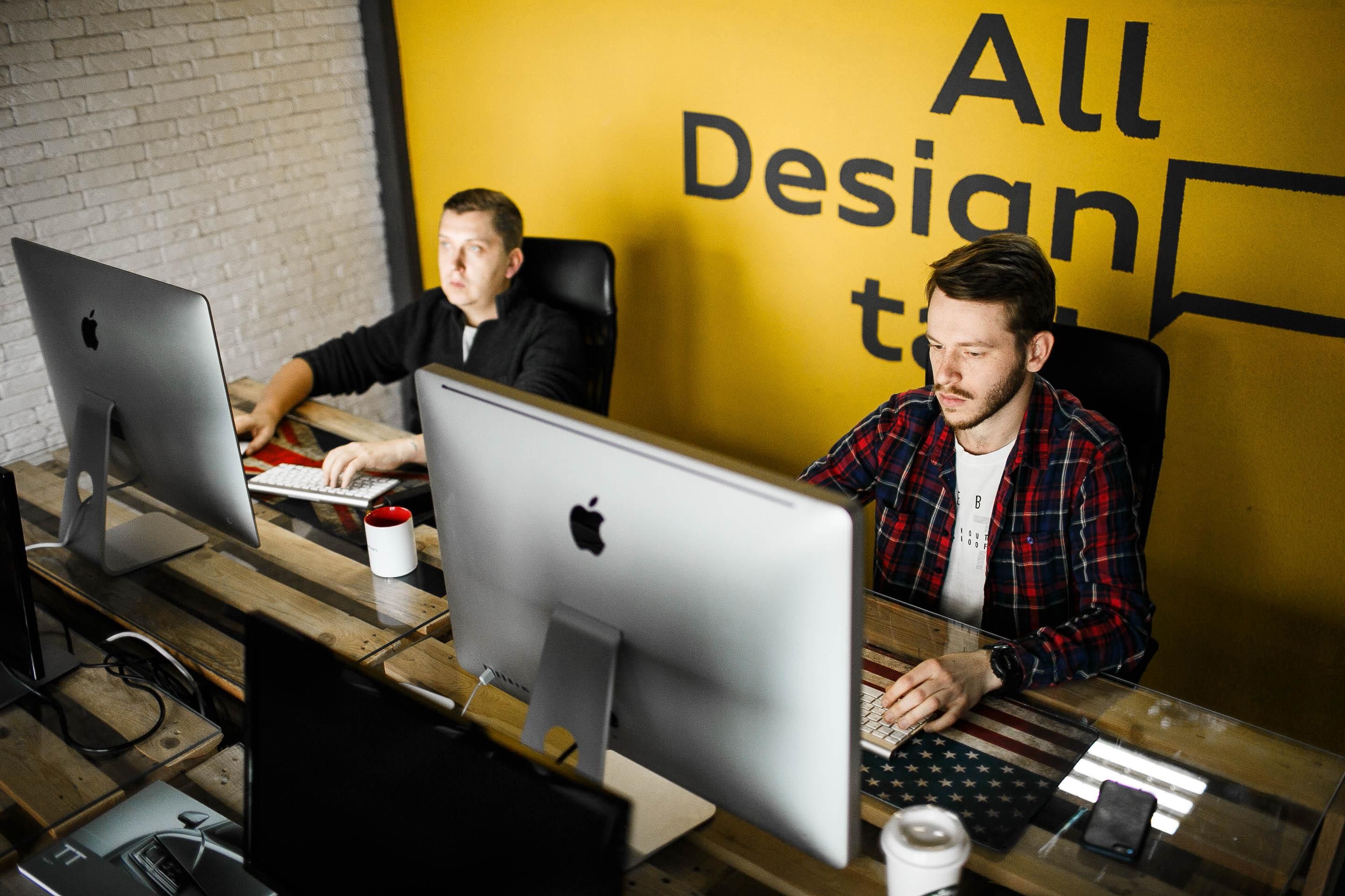 Скільки заробляють українські дизайнери: цікава інфографіка Скільки заробляють українські дизайнери: цікава інфографіка