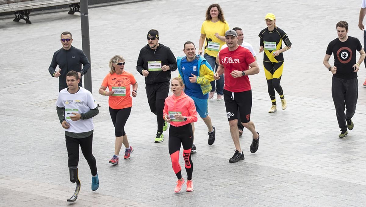 "Пробег под каштанами" в Киеве впервые прошел онлайн: как это было – фото, видео "Пробег под каштанами" в Киеве впервые прошел онлайн: как это было – фото, видео