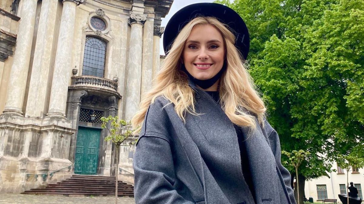 Ірина Федишин прогулялася вуличками Львова: дивовижні кадри Ірина Федишин прогулялася вуличками Львова: дивовижні кадри