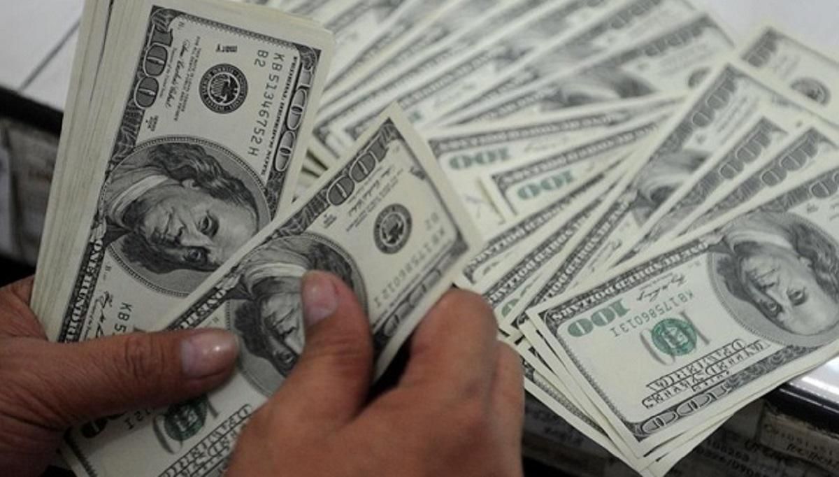 Двоє чоловіків майже "продали" посаду голови Харківської ОДА за мільйон доларів: відео Двоє чоловіків майже "продали" посаду голови Харківської ОДА за мільйон доларів: відео