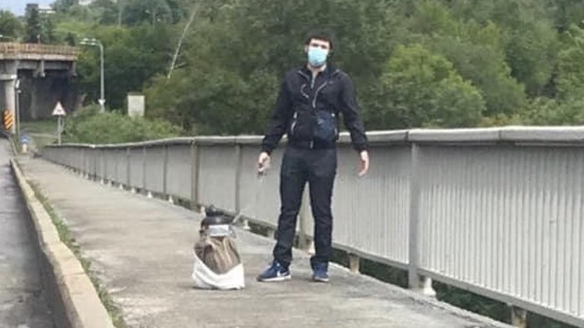 Суд отправил под стражу минера моста Метро в Киеве Суд отправил под стражу минера моста Метро в Киеве