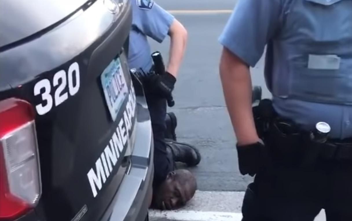 В убийстве Джорджа Флойда обвиняют уже четырех полицейских В убийстве Джорджа Флойда обвиняют уже четырех полицейских