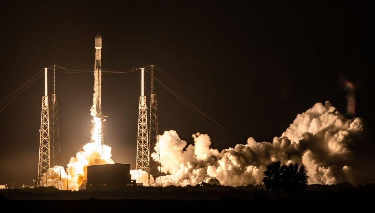 SpaceX Илон Маск вывела на орбиту 60 спутников Starlink
