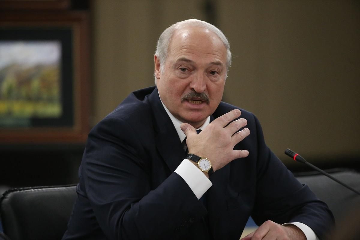 Лукашенко готовится к выборам президента
